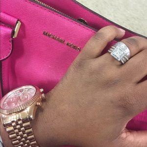 Meet your Posher, Eva